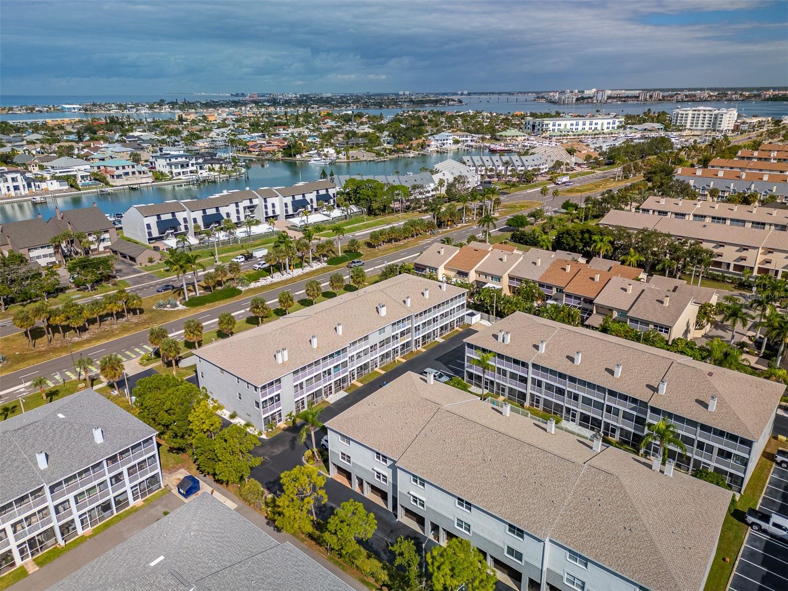 Image 64 of 78 For 521 Pinellas Bayway S 202