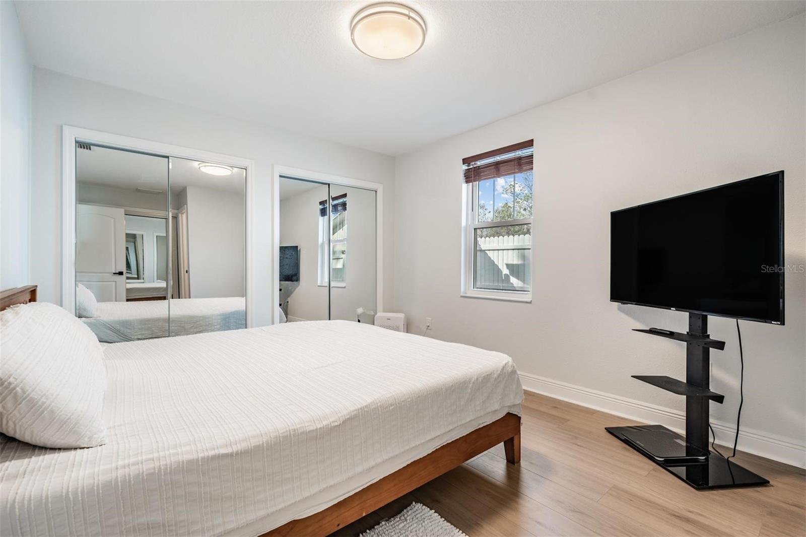 Image 17 of 31 For 22789 Penny Loop