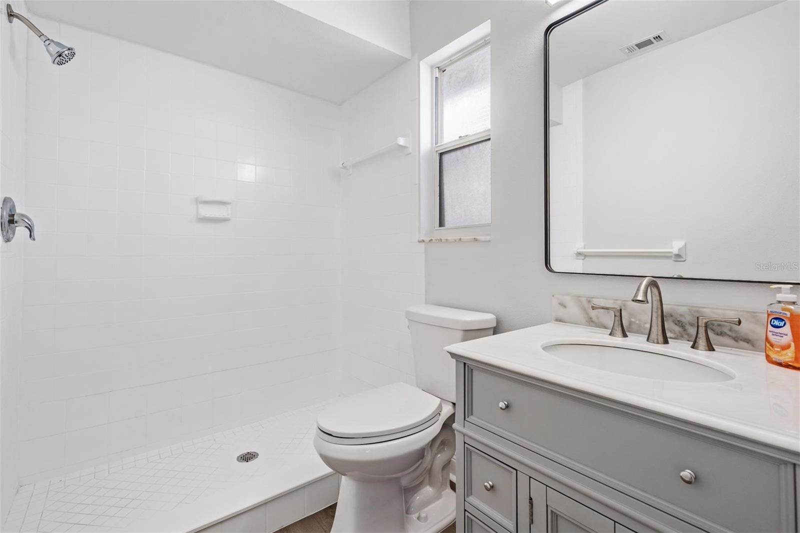 Image 22 of 31 For 22789 Penny Loop