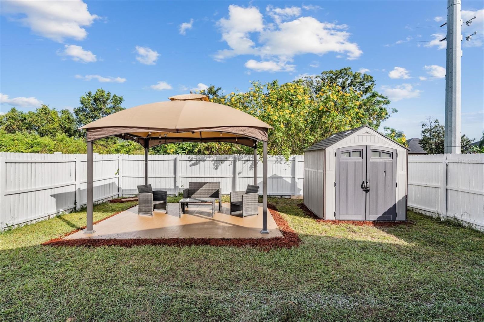 Image 29 of 31 For 22789 Penny Loop