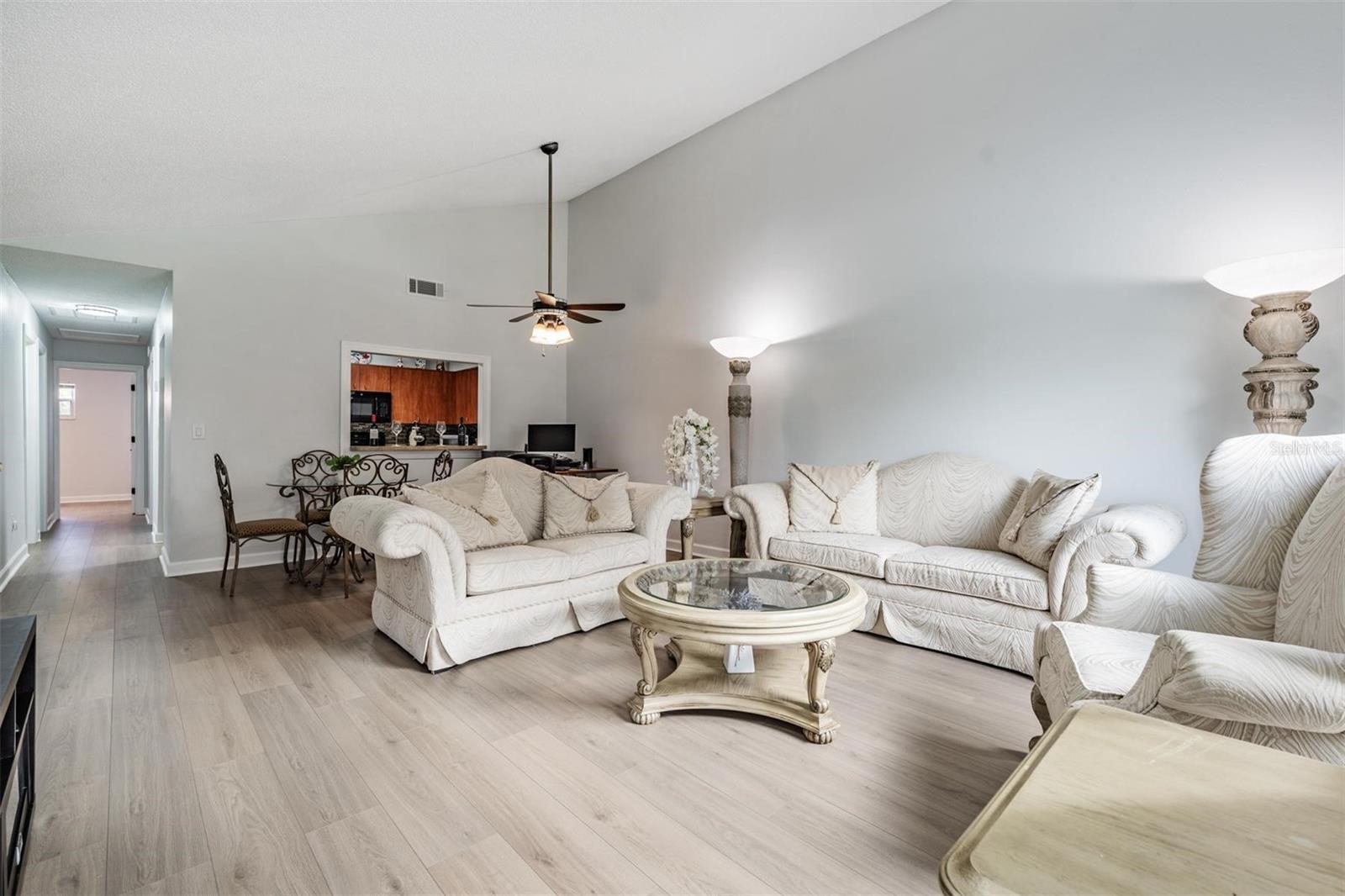 Image 8 of 31 For 22789 Penny Loop