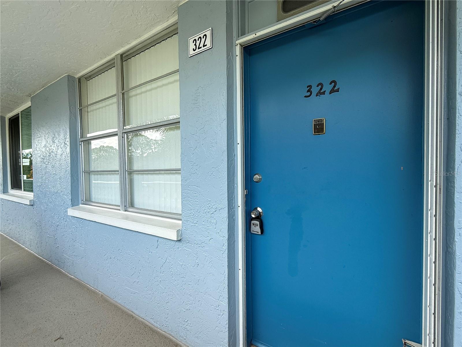 Details for 4880 Locust Street Ne 322, ST PETERSBURG, FL 33703