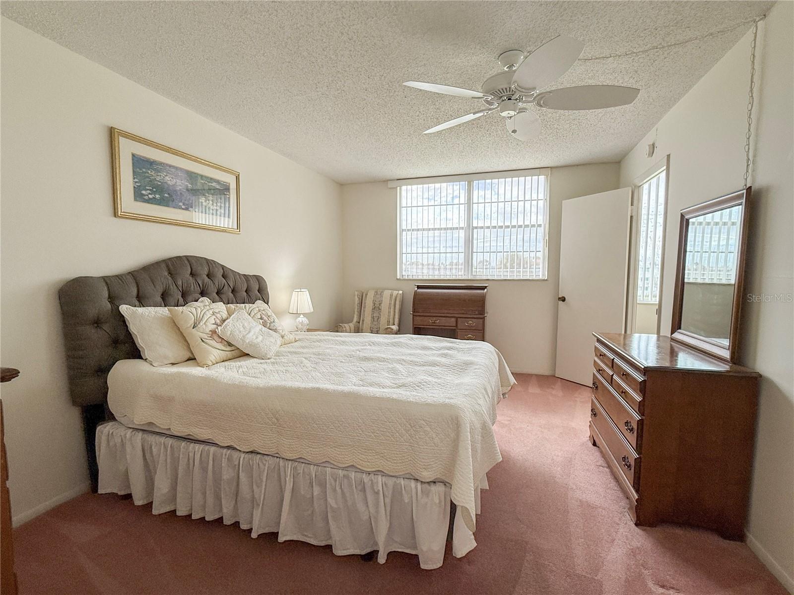 Image 21 of 31 For 4880 Locust Street Ne 322