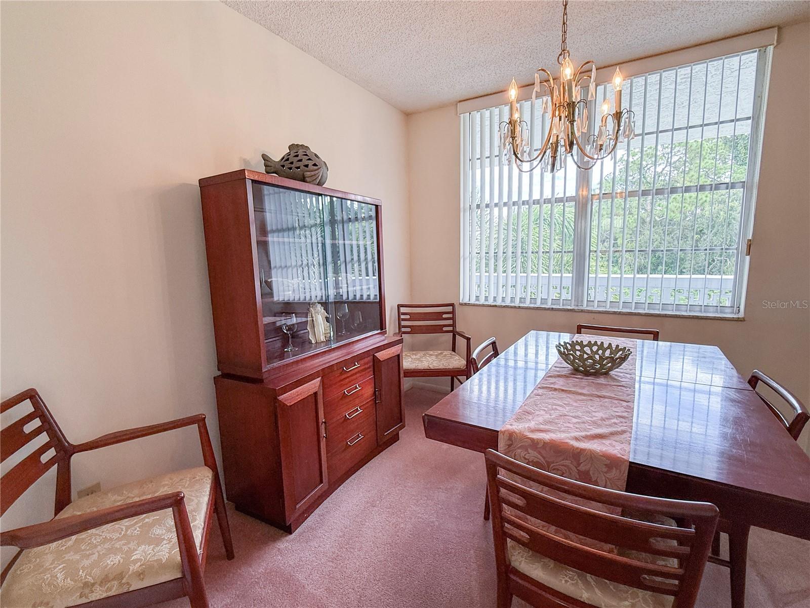 Image 9 of 31 For 4880 Locust Street Ne 322