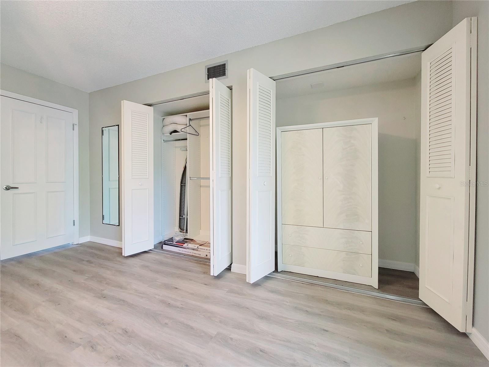 Image 14 of 29 For 90 Highland Avenue 1216