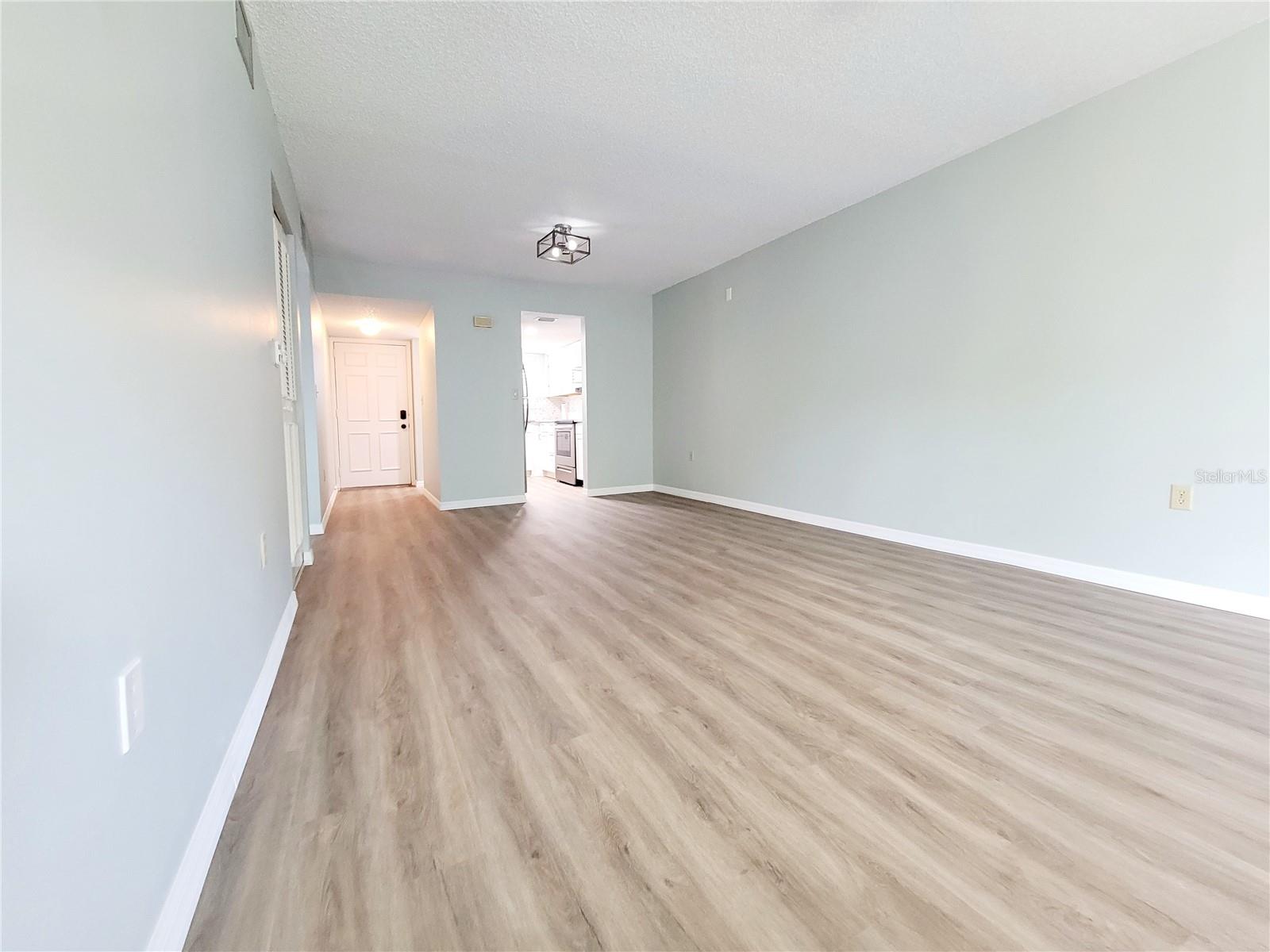 Image 22 of 29 For 90 Highland Avenue 1216