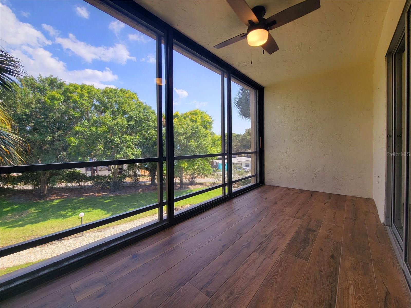 Image 23 of 29 For 90 Highland Avenue 1216