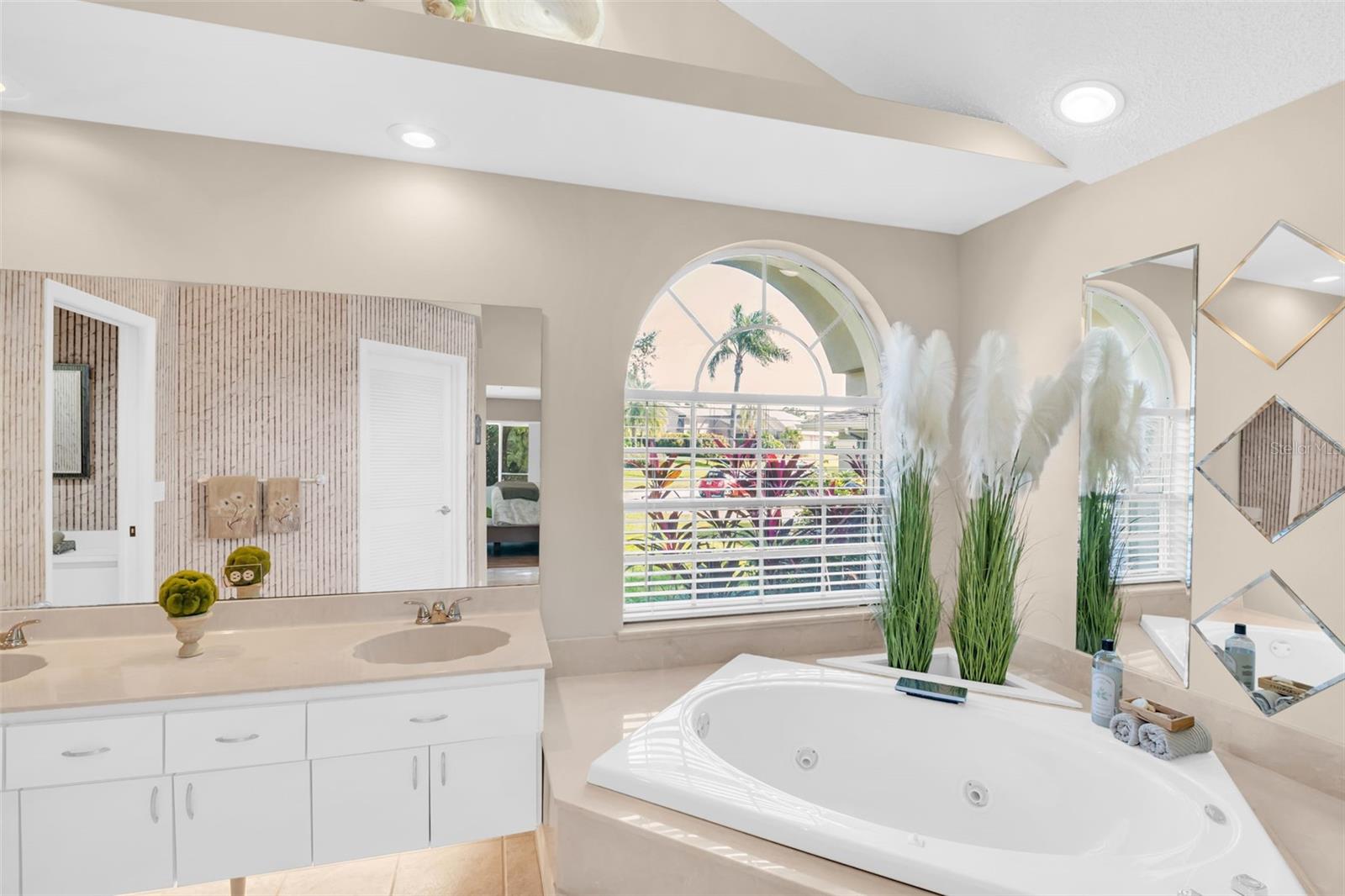 Image 15 of 52 For 1551 Mcauliffe Lane