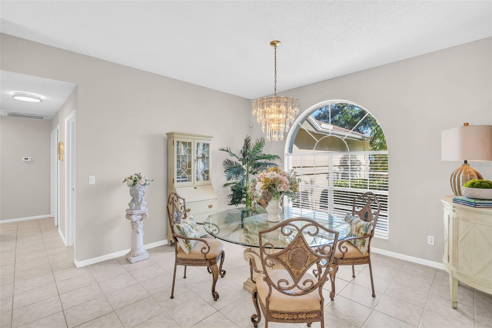 Image 17 of 52 For 1551 Mcauliffe Lane