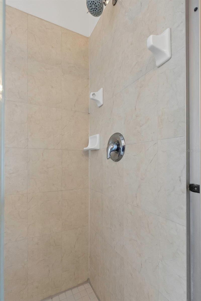 Image 34 of 71 For 1008 Wood Avenue