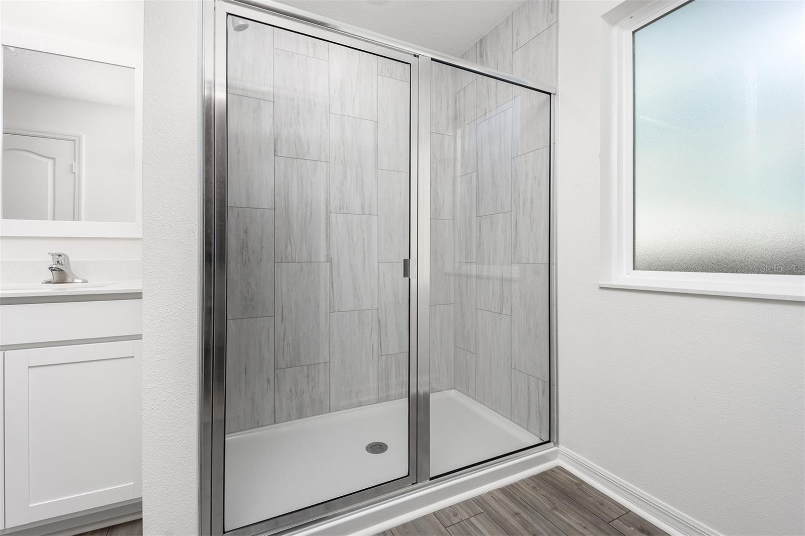 Image 13 of 19 For 3707 Bergamot Street