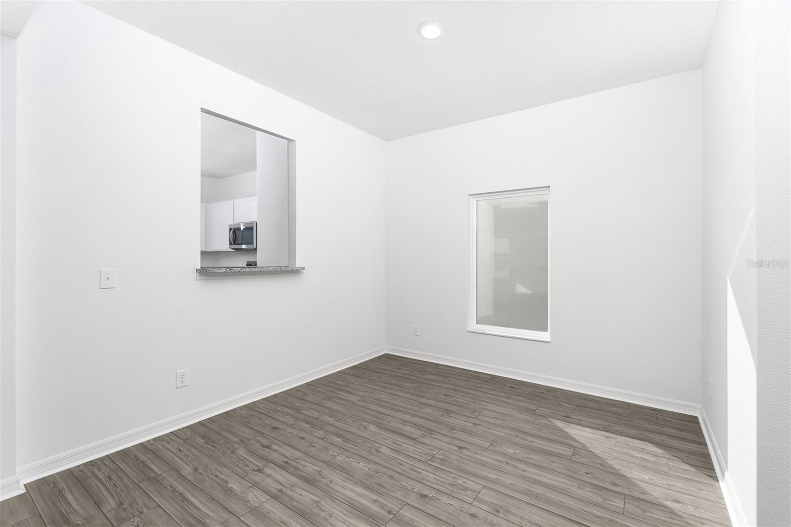 Image 7 of 19 For 3707 Bergamot Street