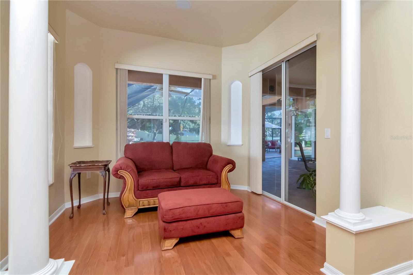 Image 14 of 77 For 5132 Whispering Leaf Trail