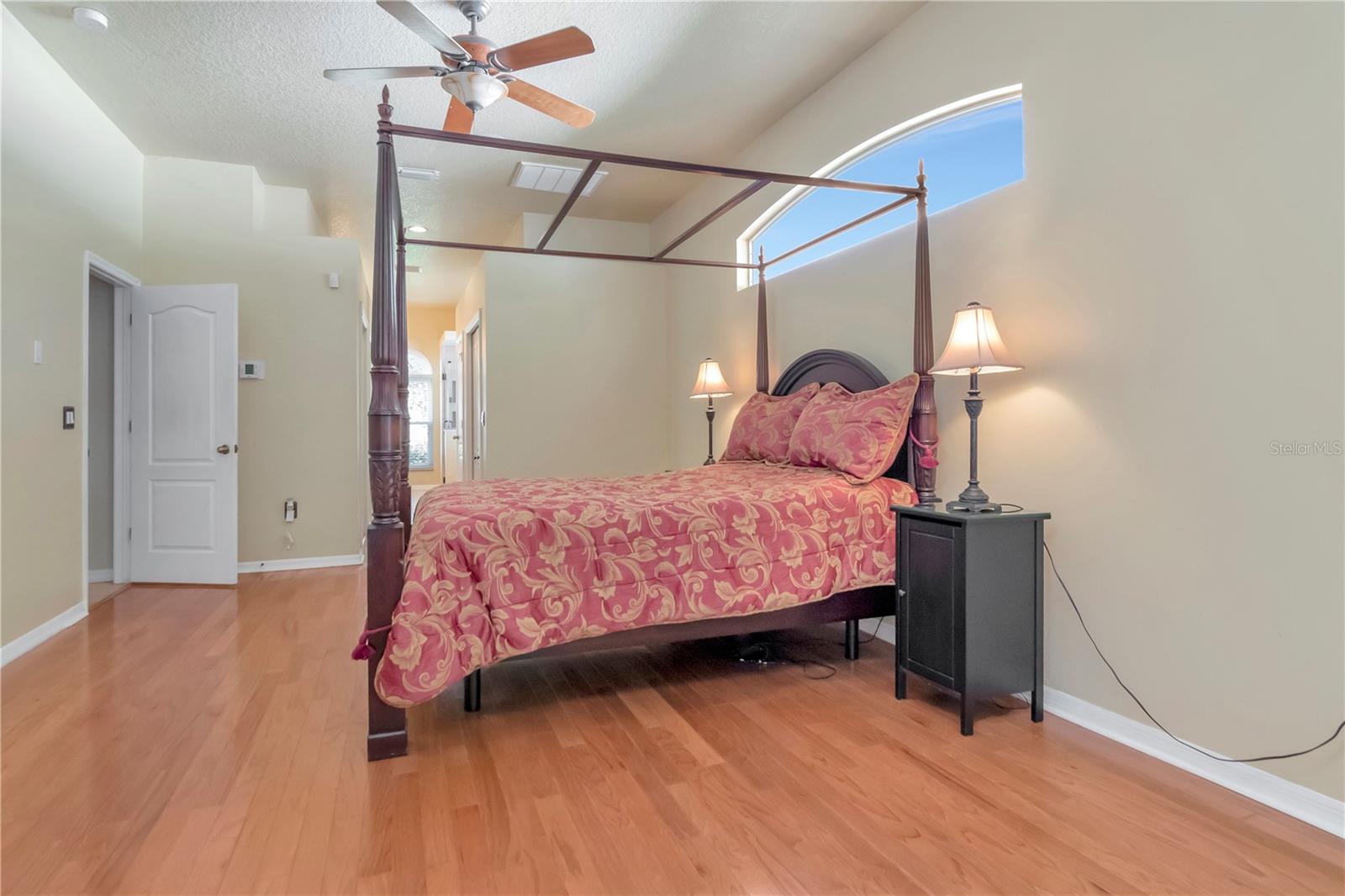 Image 43 of 77 For 5132 Whispering Leaf Trail