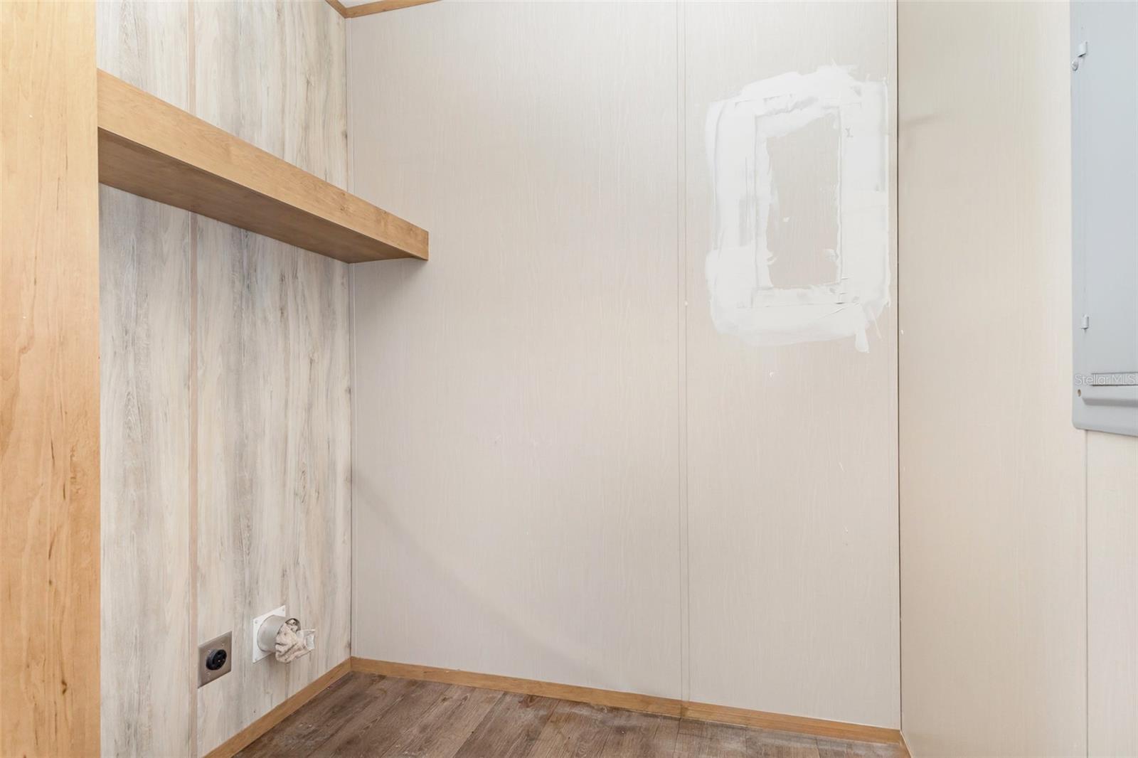 Image 14 of 30 For 16423 262nd Street