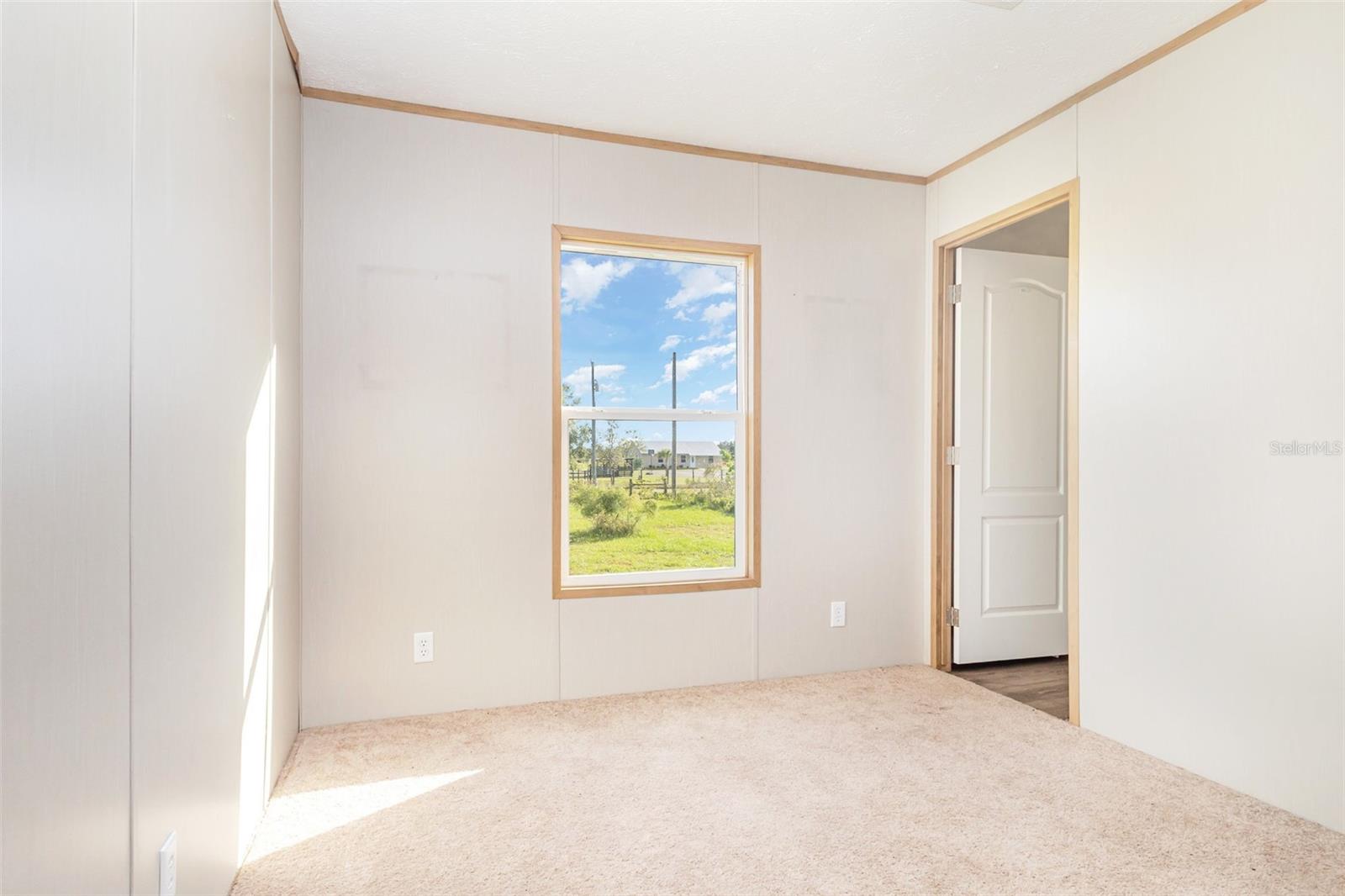 Image 19 of 30 For 16423 262nd Street