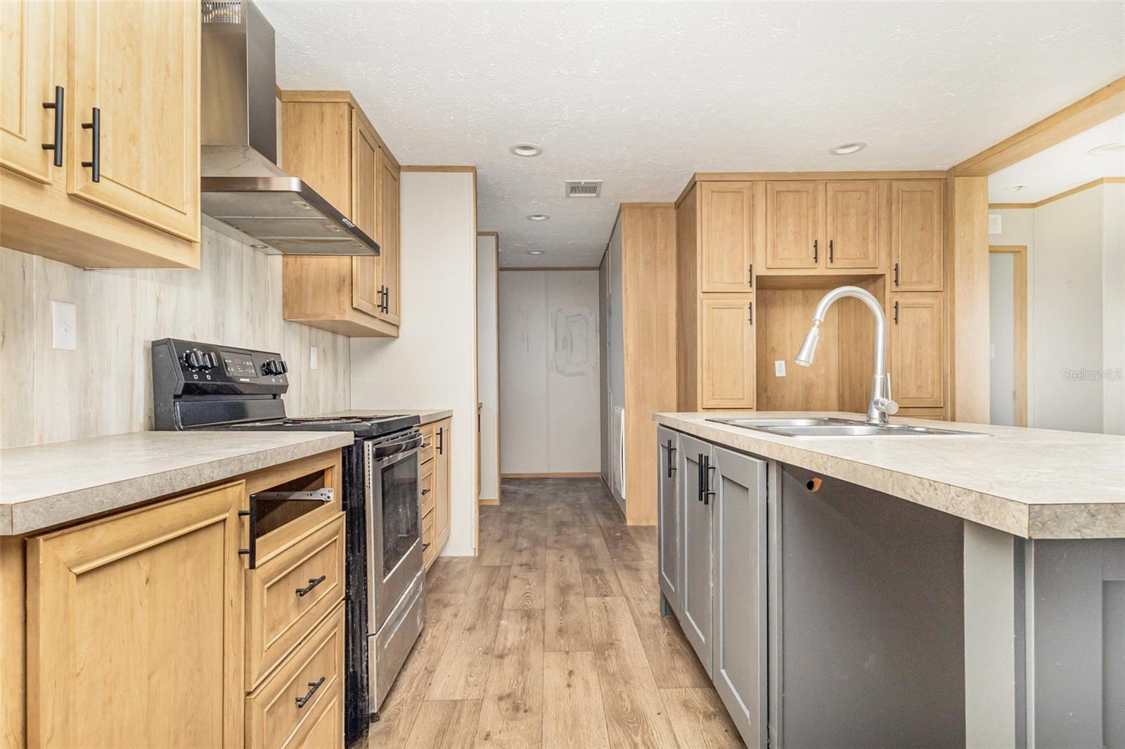 Image 8 of 30 For 16423 262nd Street