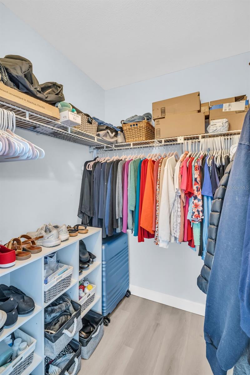 Image 7 of 37 For 7930 Sun Island Drive S 104