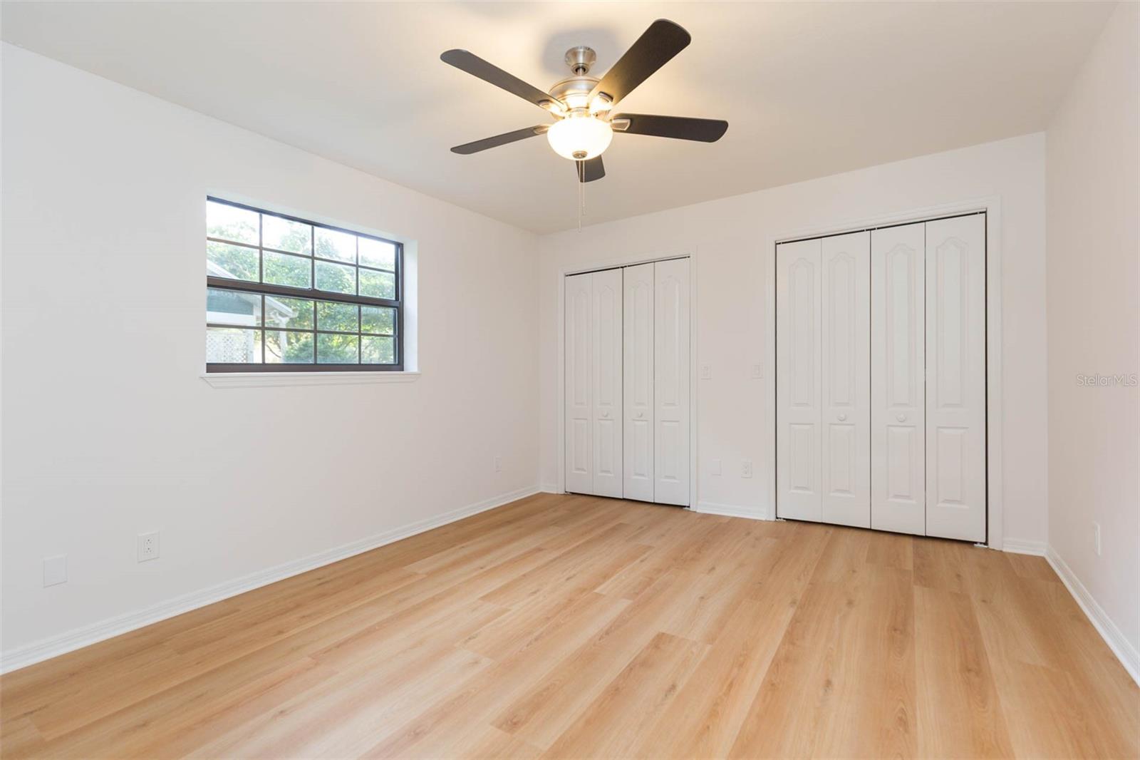 Image 18 of 48 For 6625 Foxmoor Drive