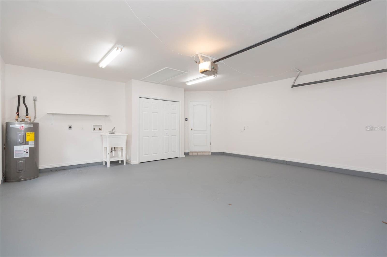 Image 32 of 48 For 6625 Foxmoor Drive