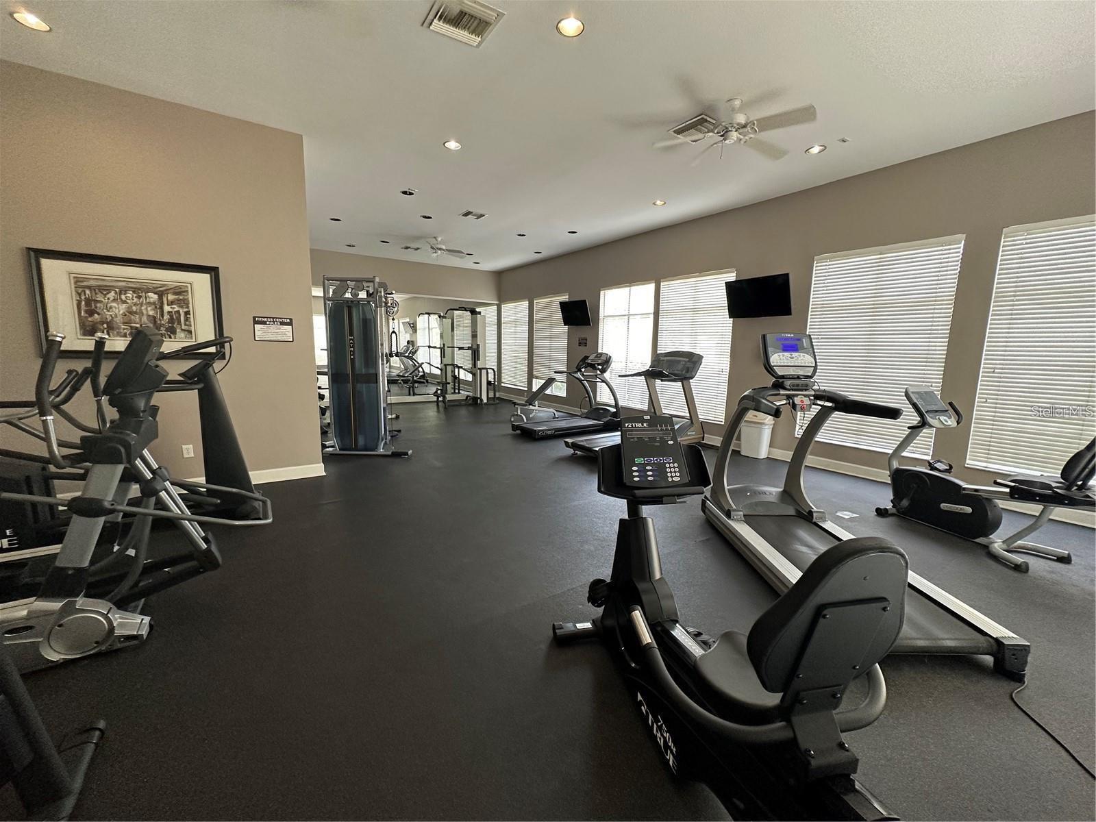 Listing photo id 33 for 5125 Palm Springs Boulevard 3205