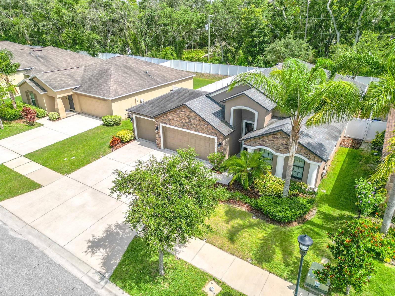 Image 50 of 53 For 12729 Flatwood Creek Drive