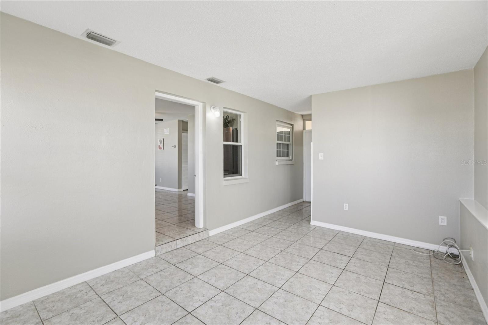 Image 26 of 38 For 350 51st Avenue N