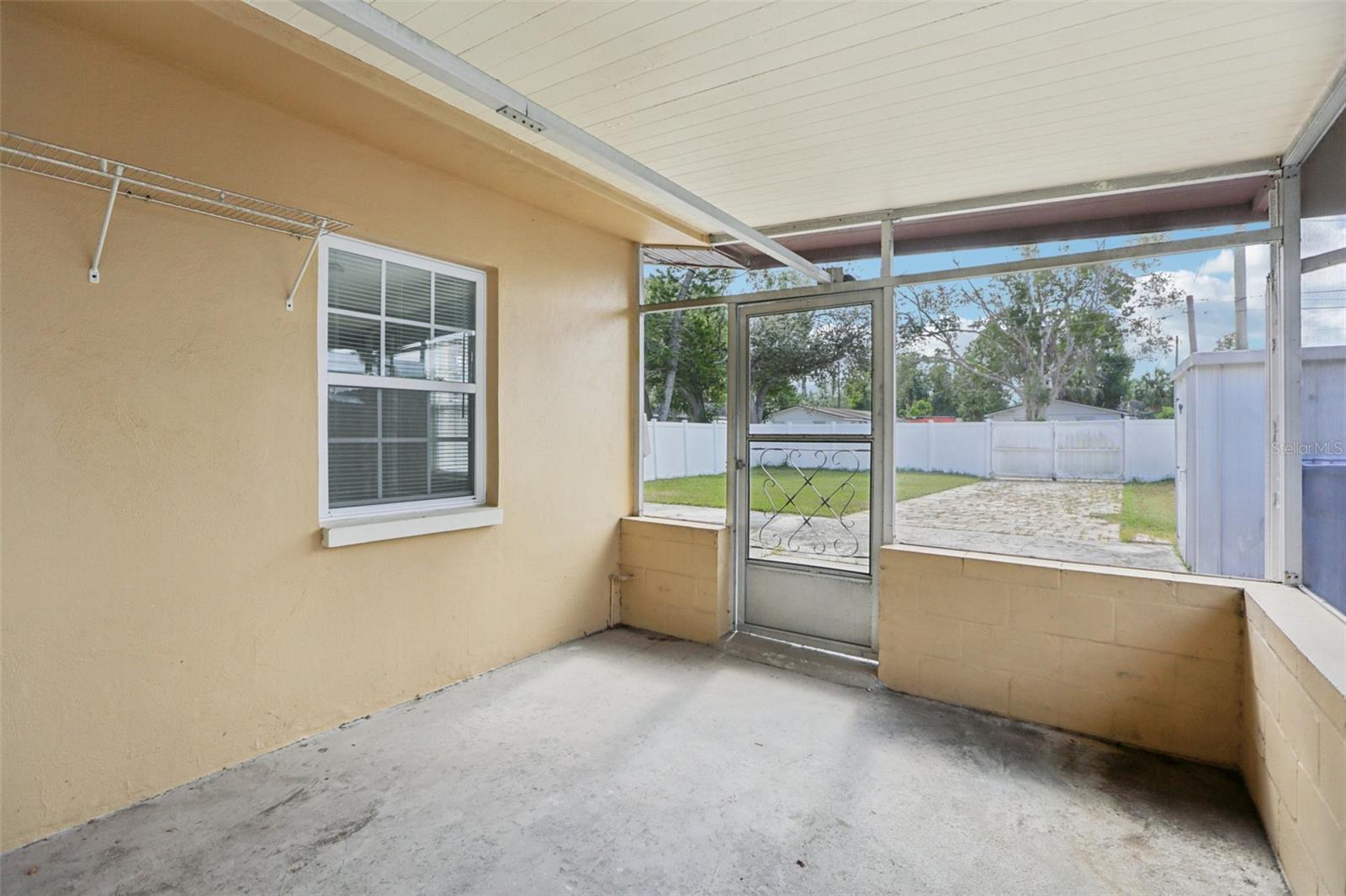 Image 8 of 38 For 350 51st Avenue N