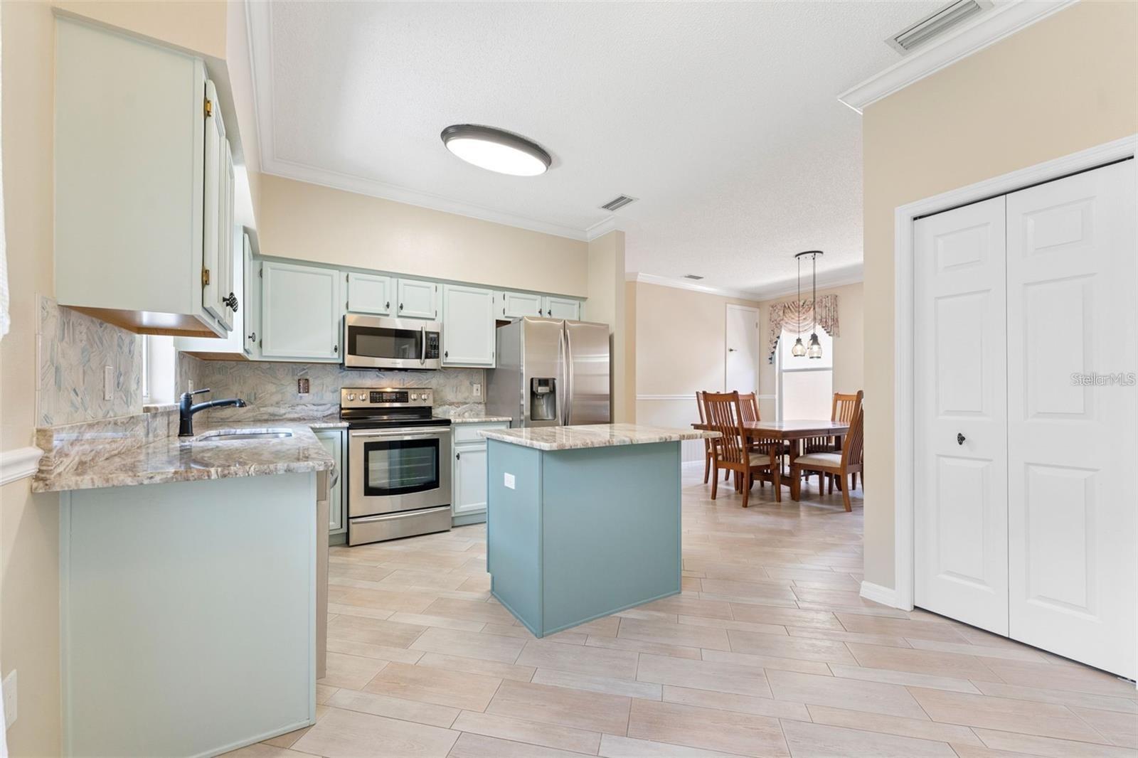 Image 21 of 58 For 3876 Timber Ridge Court