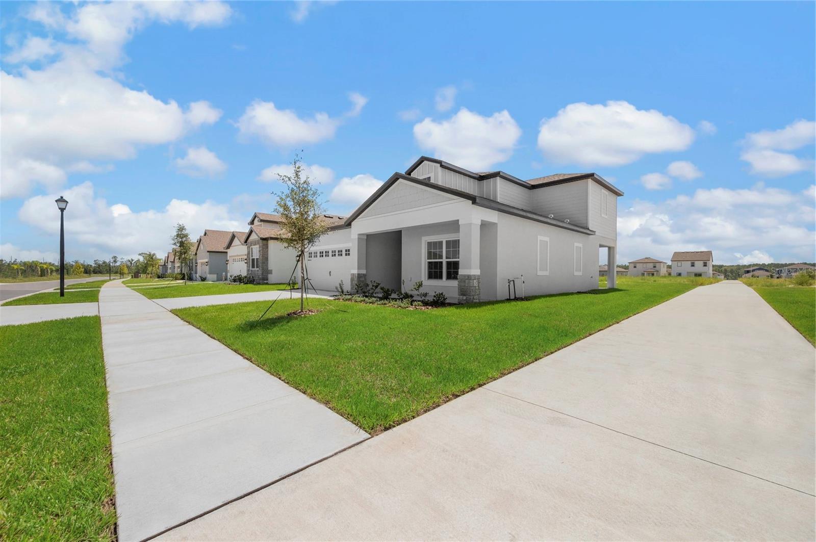 Image 4 of 32 For 3364 Chinotto Drive