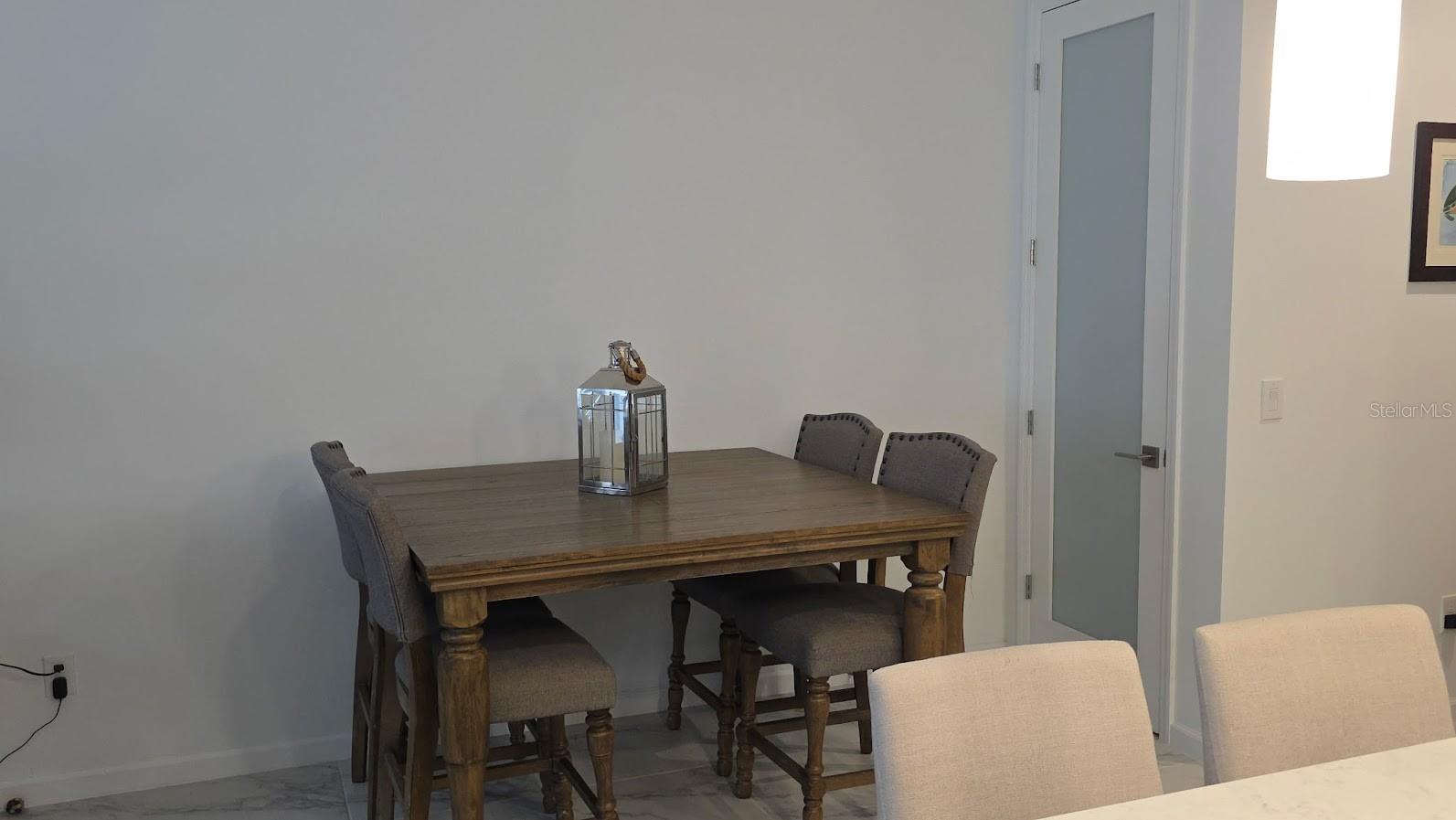 Image 6 of 36 For 1665 Pinecliff Drive