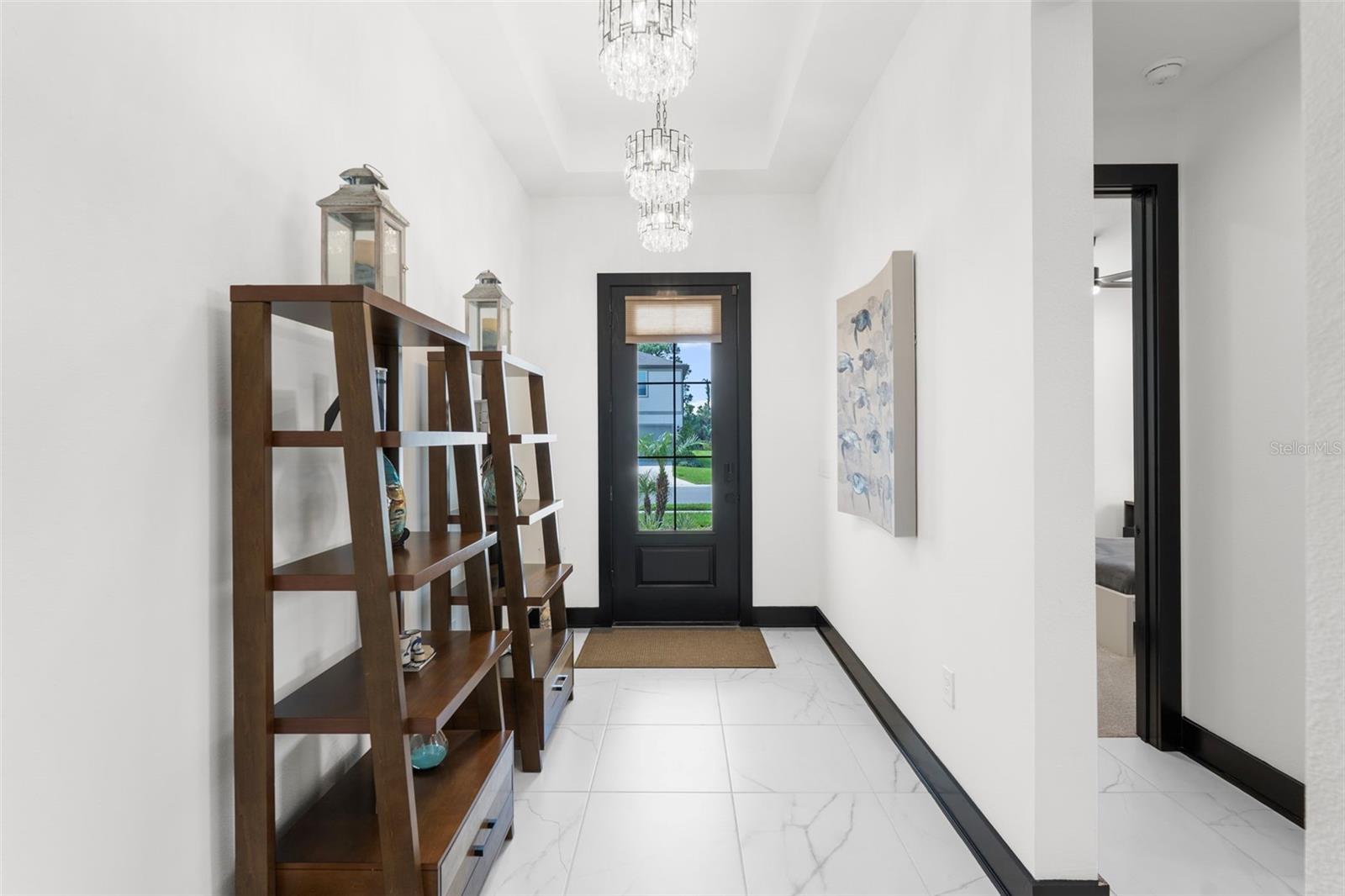 Image 11 of 50 For 8756 Windlass Cove