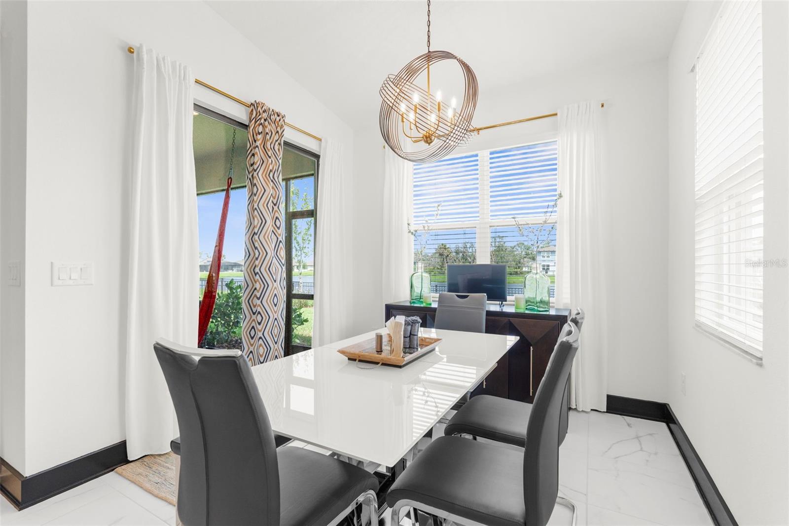 Image 24 of 50 For 8756 Windlass Cove