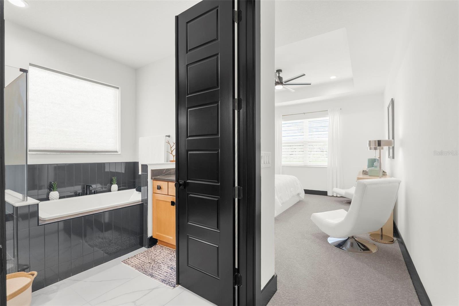 Image 39 of 50 For 8756 Windlass Cove