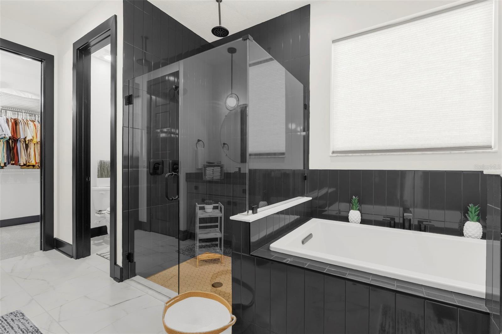 Image 42 of 50 For 8756 Windlass Cove