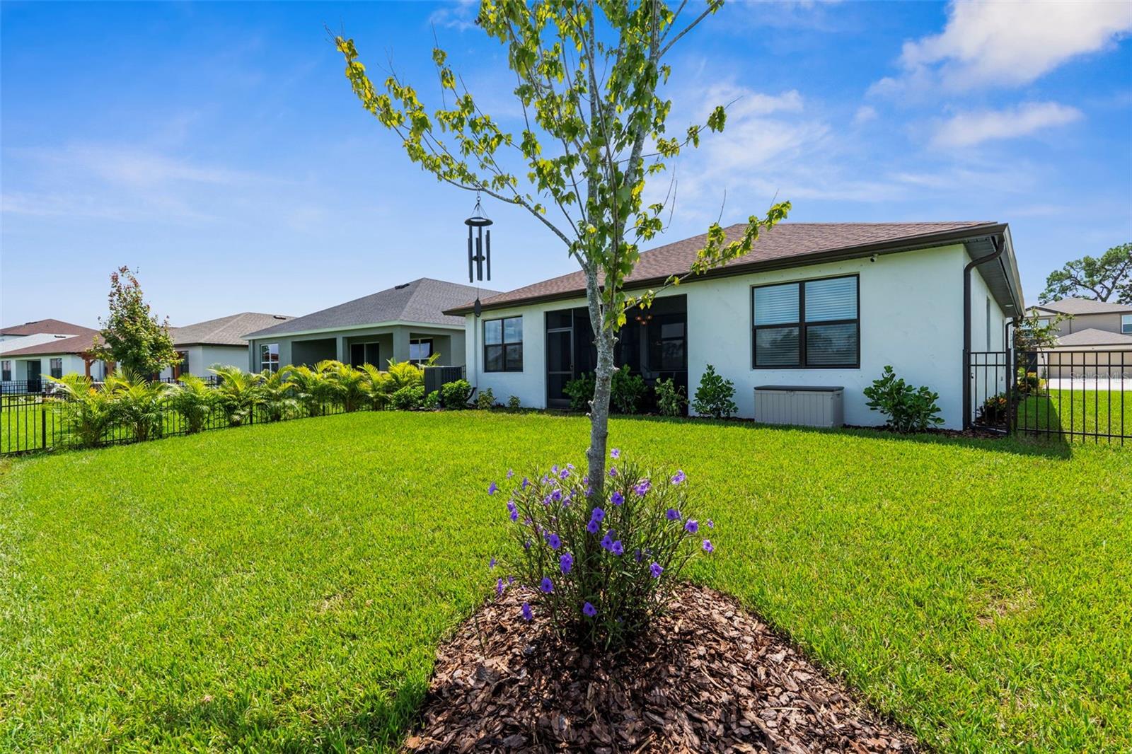 Image 7 of 50 For 8756 Windlass Cove