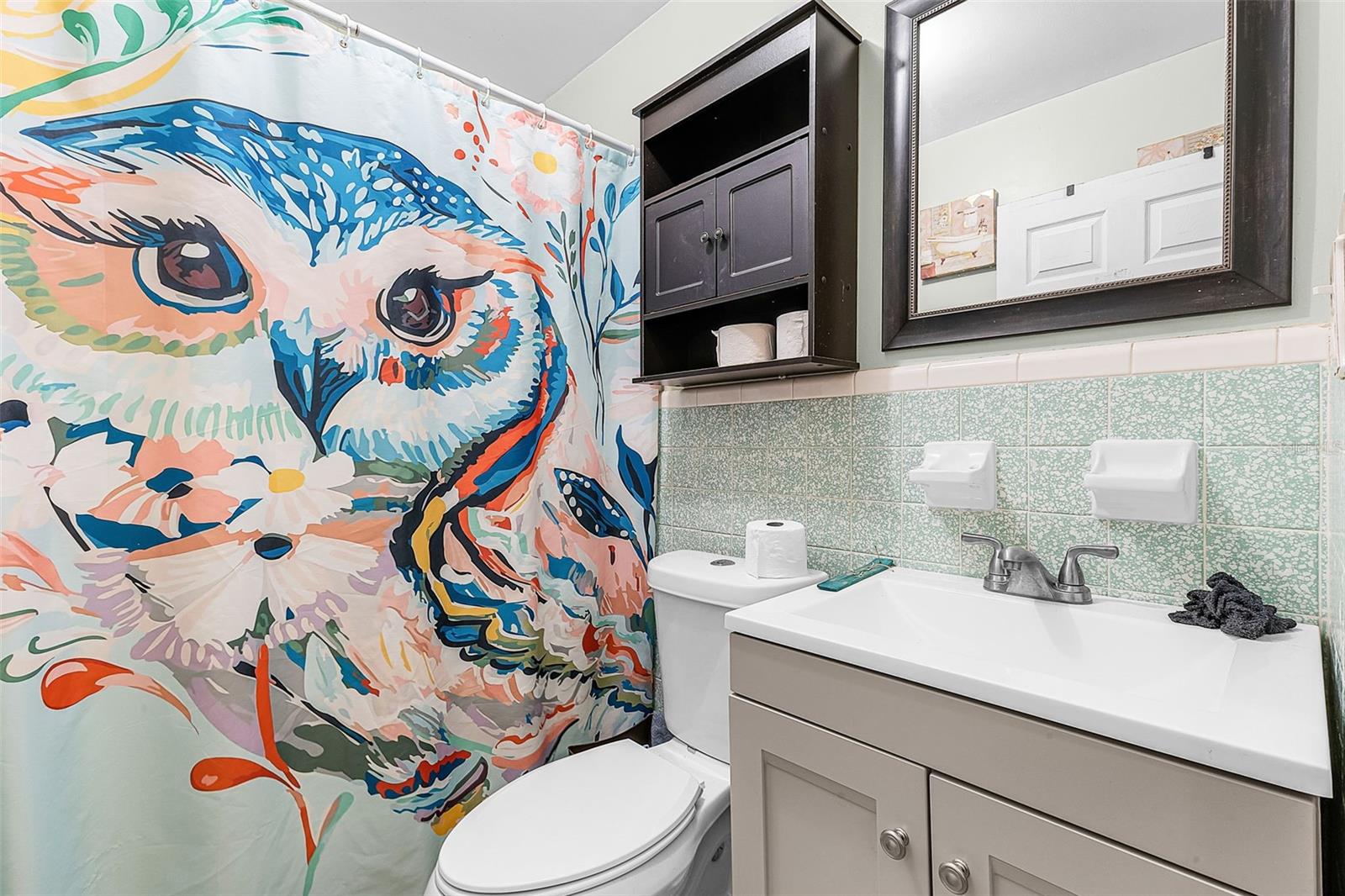 Image 22 of 25 For 5910 Oakview Lane