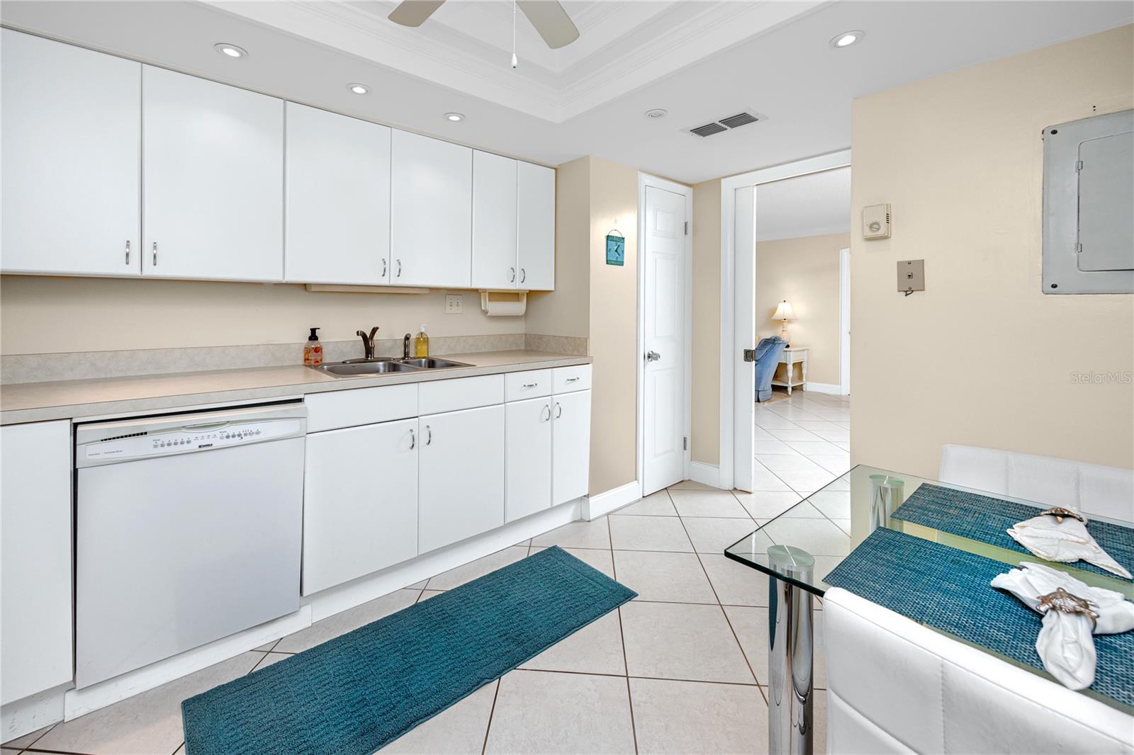 Image 16 of 45 For 19029 Us Highway 19 N 9-607