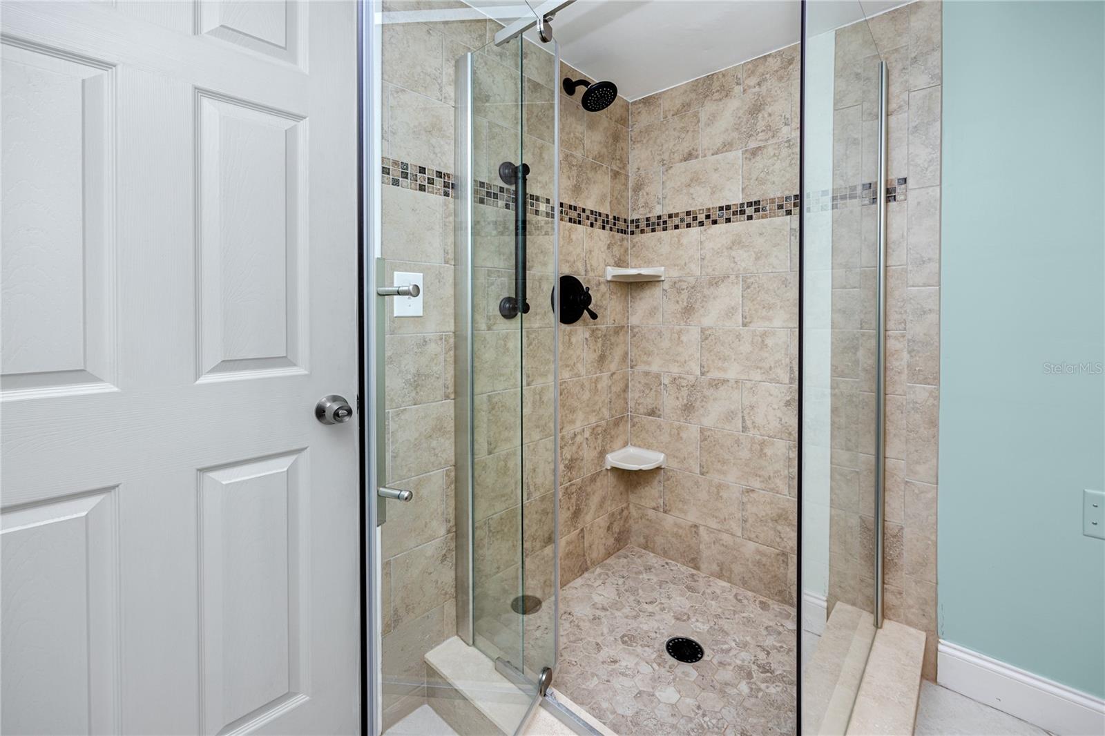 Image 20 of 45 For 19029 Us Highway 19 N 9-607