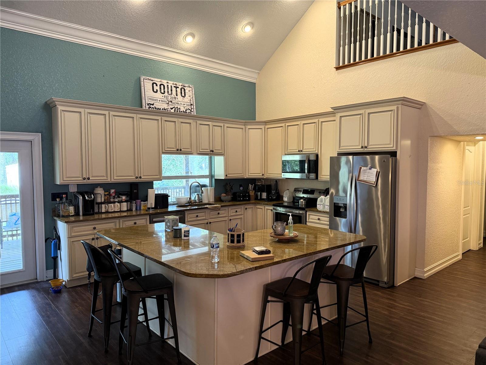 Image 13 of 42 For 13517 Citrus Way