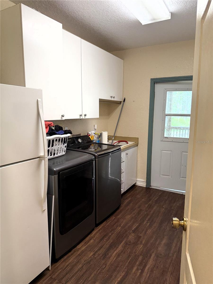 Image 24 of 42 For 13517 Citrus Way