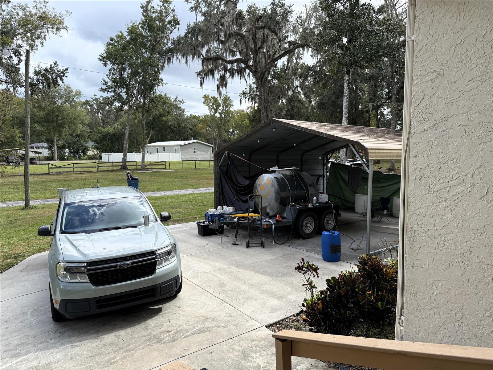 Image 29 of 42 For 13517 Citrus Way