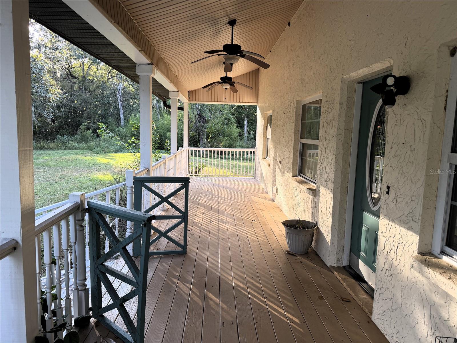 Image 8 of 42 For 13517 Citrus Way