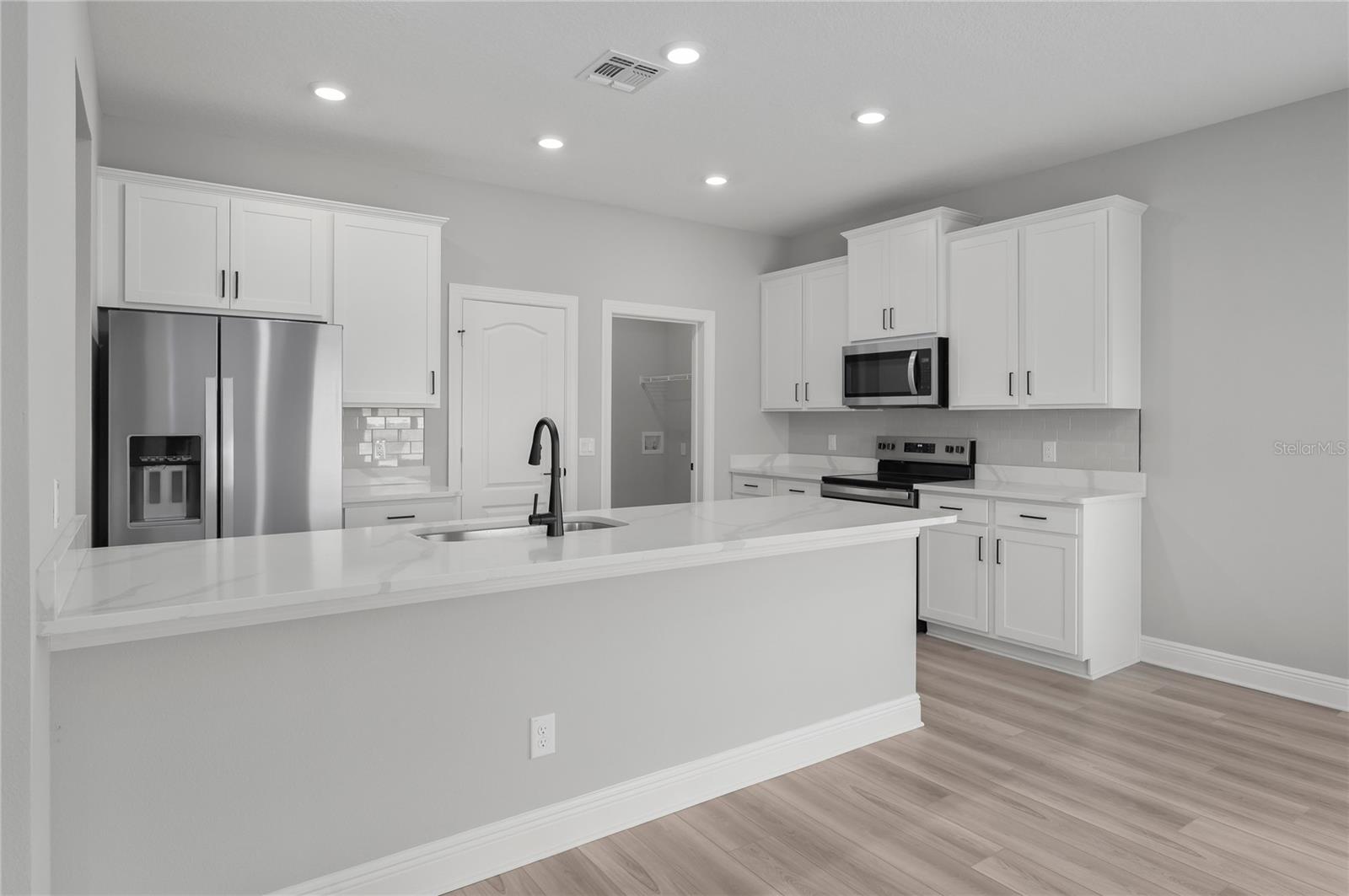 Image 5 of 35 For 3368 Chinotto Drive