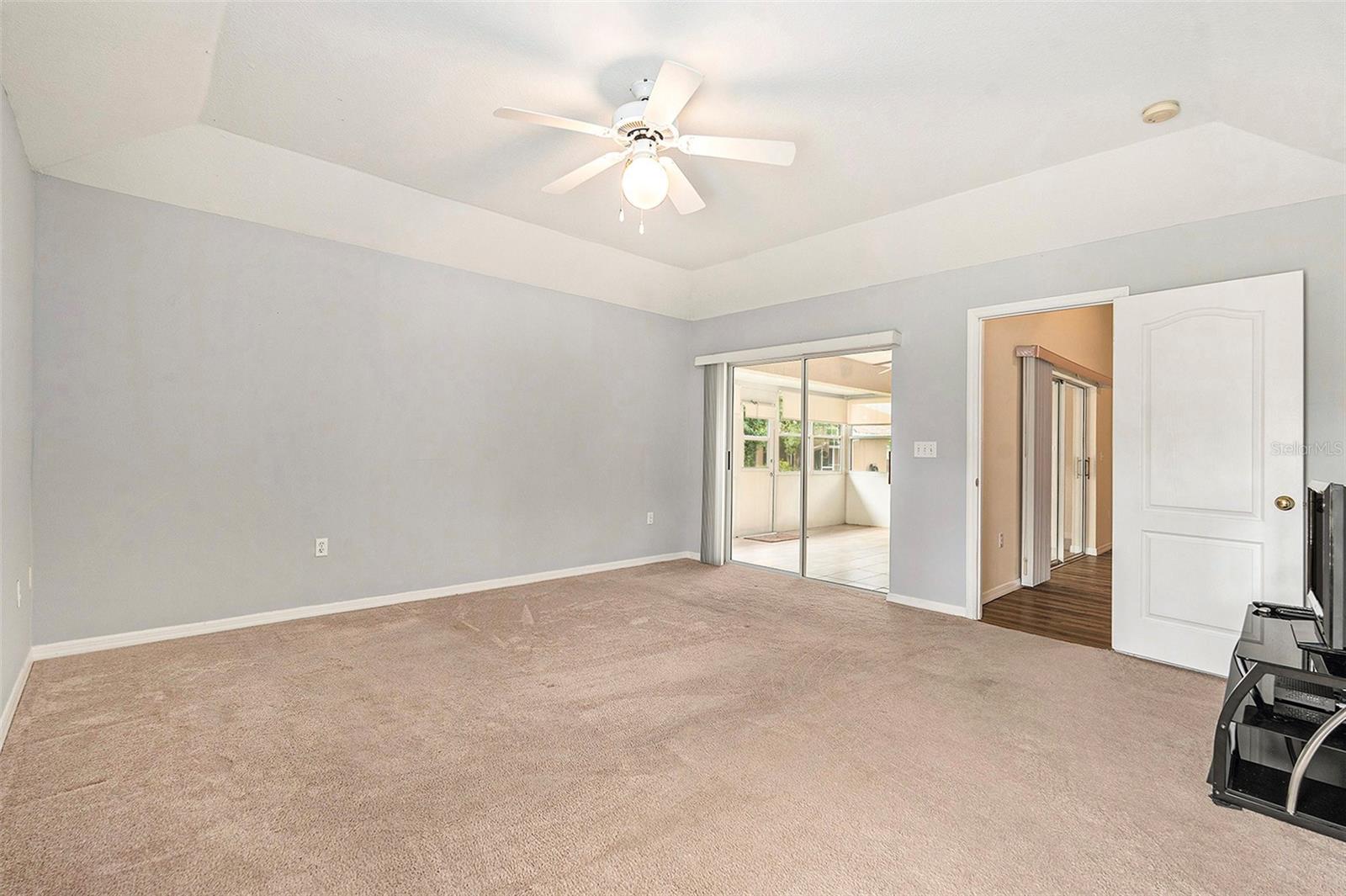 Image 16 of 39 For 29418 Schinnecock Hills Lane