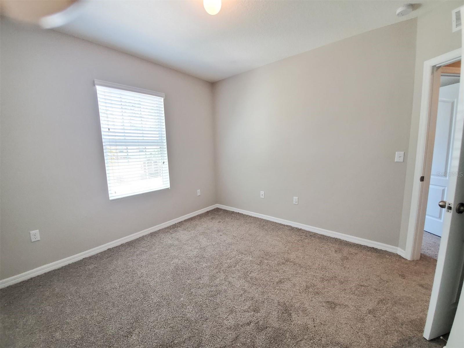 Listing photo id 9 for 8342 Pine River Road