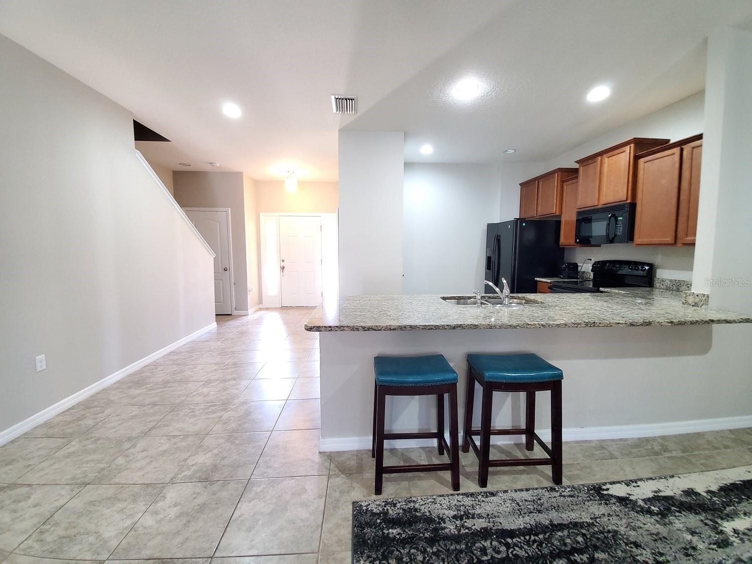 Listing photo id 0 for 8342 Pine River Road