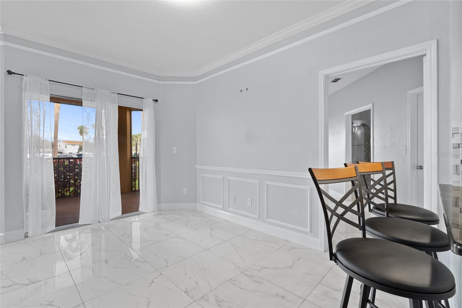 Image 12 of 36 For 4333 Bayside Village Drive 110