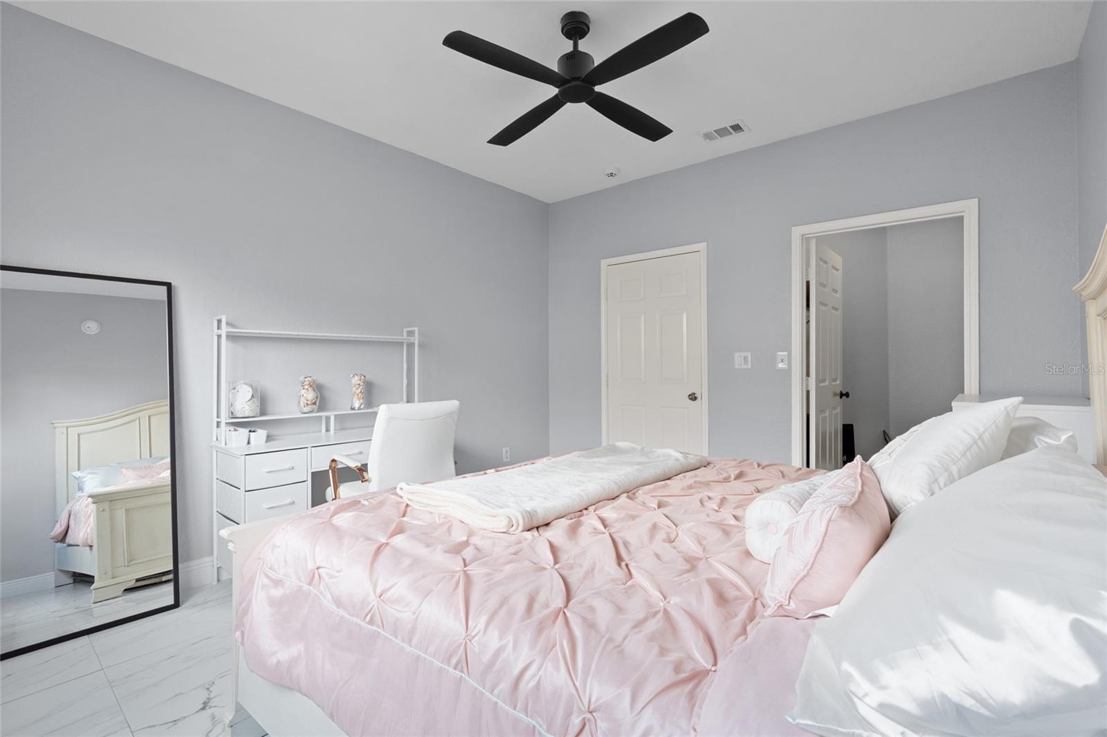 Image 15 of 36 For 4333 Bayside Village Drive 110