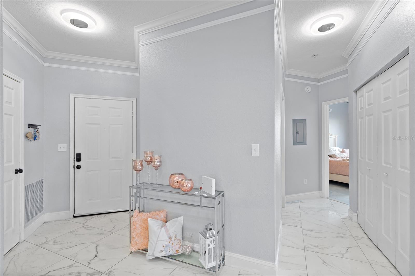 Image 8 of 36 For 4333 Bayside Village Drive 110